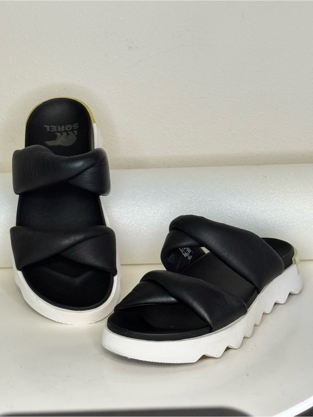 Sorel Viibe Black Leather Double Twist Slide Sandals with Chunky White Sole